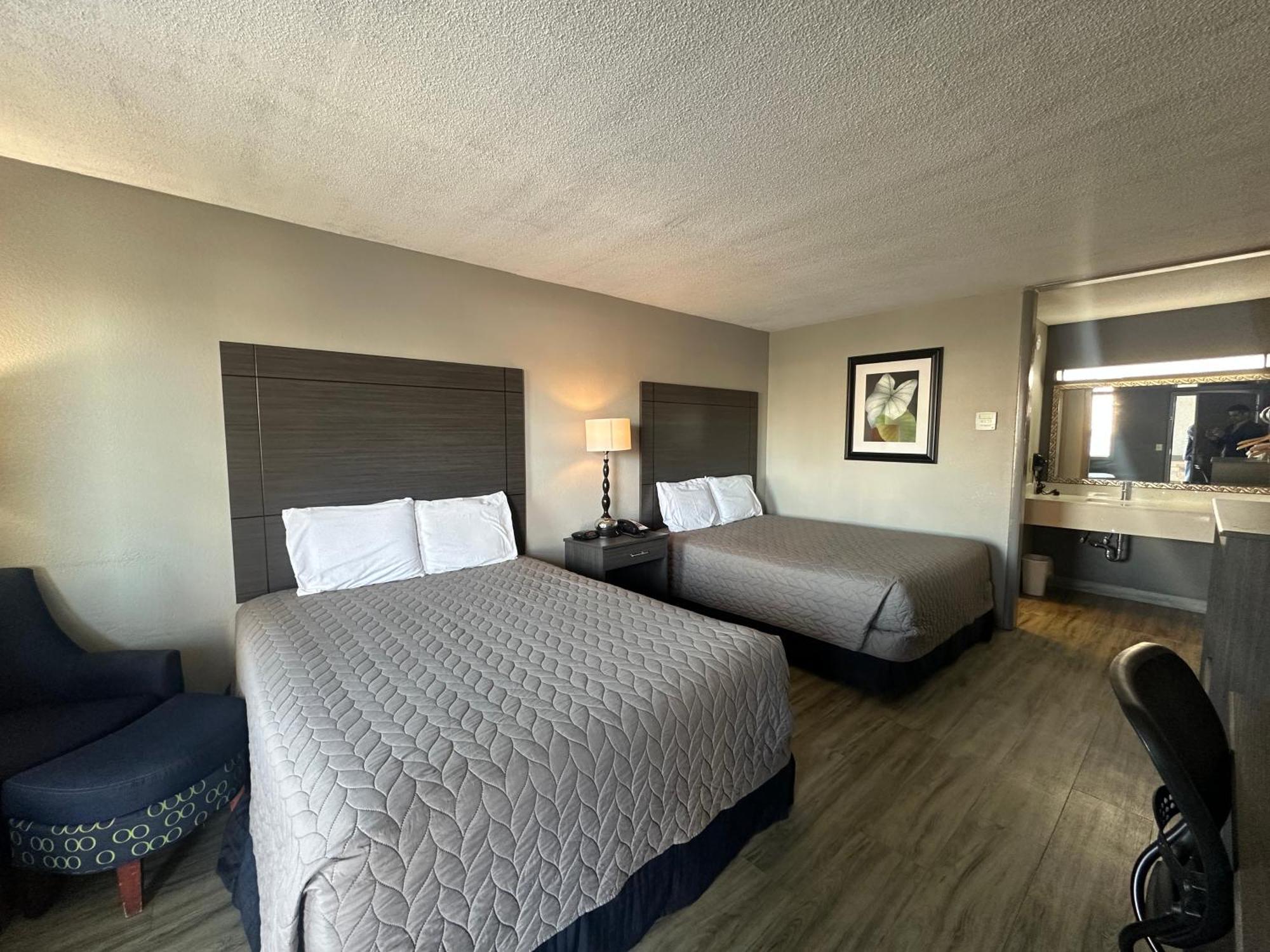 Executive Inn Locust Grove By Capital O Eksteriør bilde
